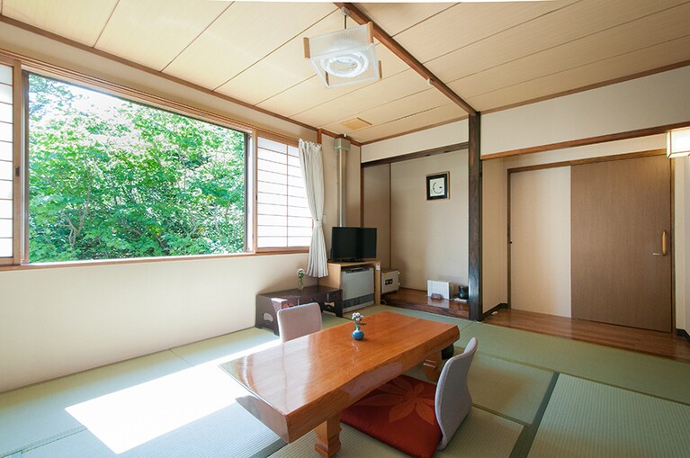 日本三秘湯 谷地温泉［青森／谷地温泉］客室。