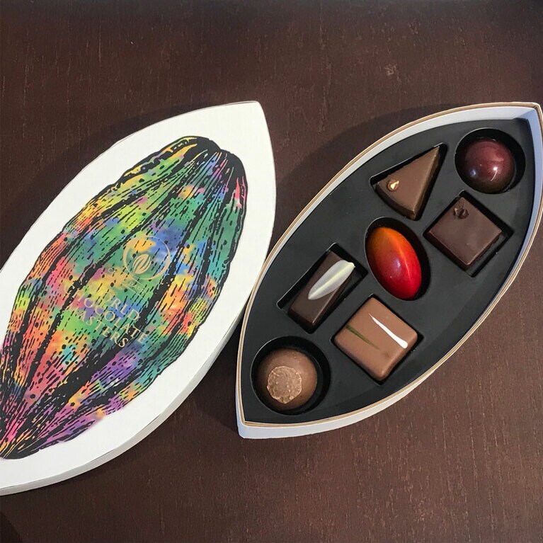 ワールドチョコレートマスターズのセレクションボックス。7個入り。