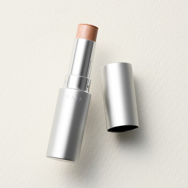 グロースティック 2,200円／RMK