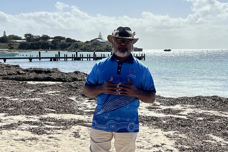 アボリジナルの文化ツアー（https://gocultural.com.au/）でガイドを担当した、ニュンガル族のウォルター・マクガイアさん。