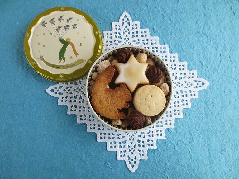 「喜界島ざらめのクッキー缶」(プリンス缶)1,700円。