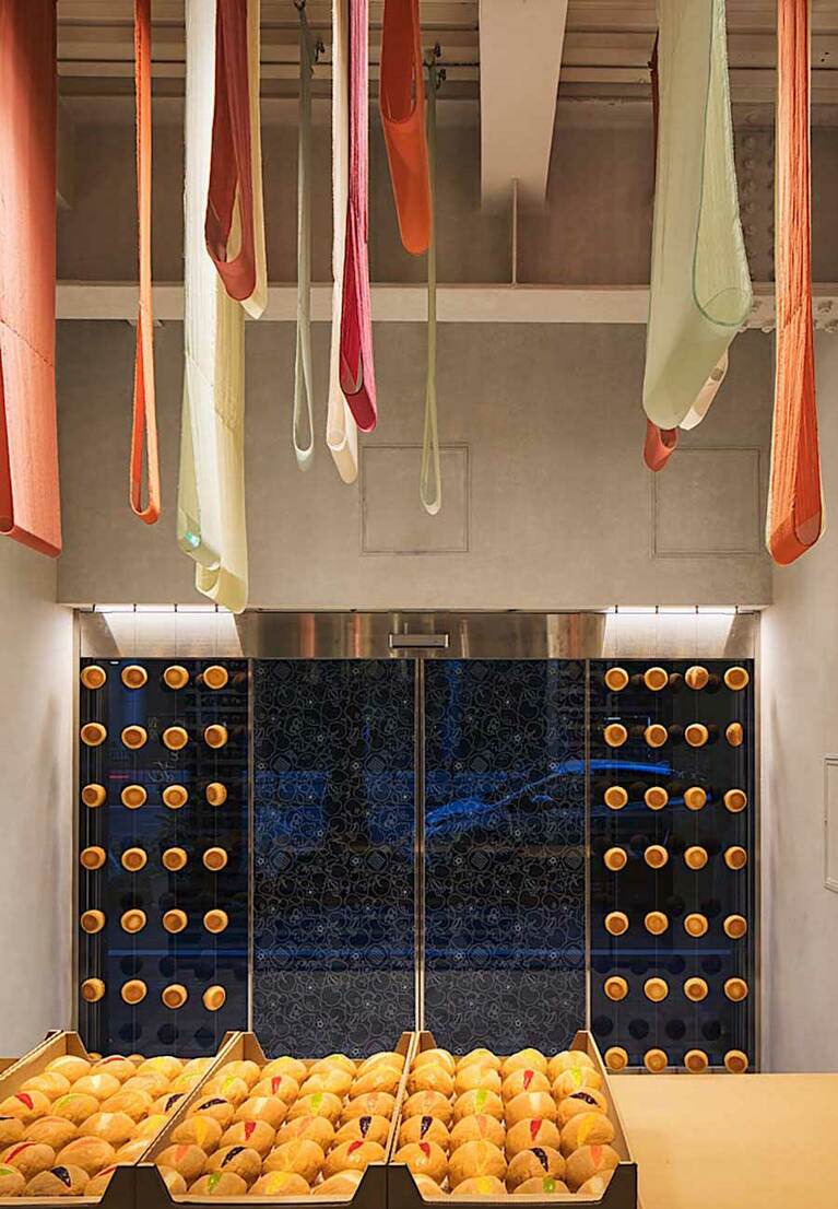 「ジャムパンはこういうもの」という固定観念を覆すジャムパン。