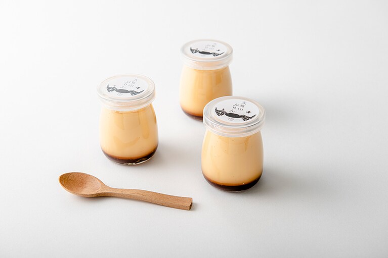 「天覧山ぷりん」1個 396円。