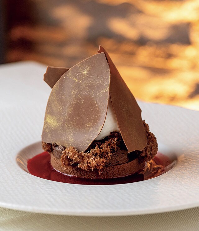 ダブルチョコレートのセミフレッド 650トルコリラ。