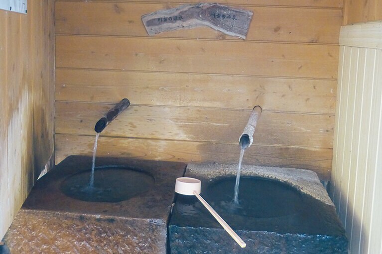 【川古温泉 浜屋旅館】飲泉の適応症は肥満症など。飲泉所で温泉を飲もう！
