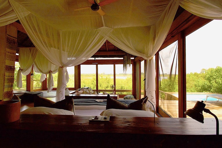 キャンプはアドベンチャー、クラシック、プレミアの3カテゴリー。ブンブラ・プレインズはプレミアカテゴリーで各戸にプールが付き、ミニバーもある。