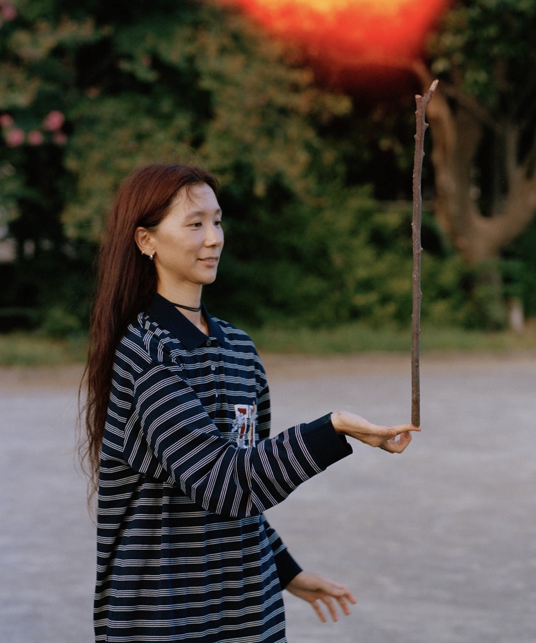 小池アイ子／セントラル・セント・マーチンズ大学グラフィックデザイン学部卒業後、village®に所属し、2016年に独立。KYOTOEXPERIMENT 京都国際舞台芸術祭のアートディレクションなどに携わる。