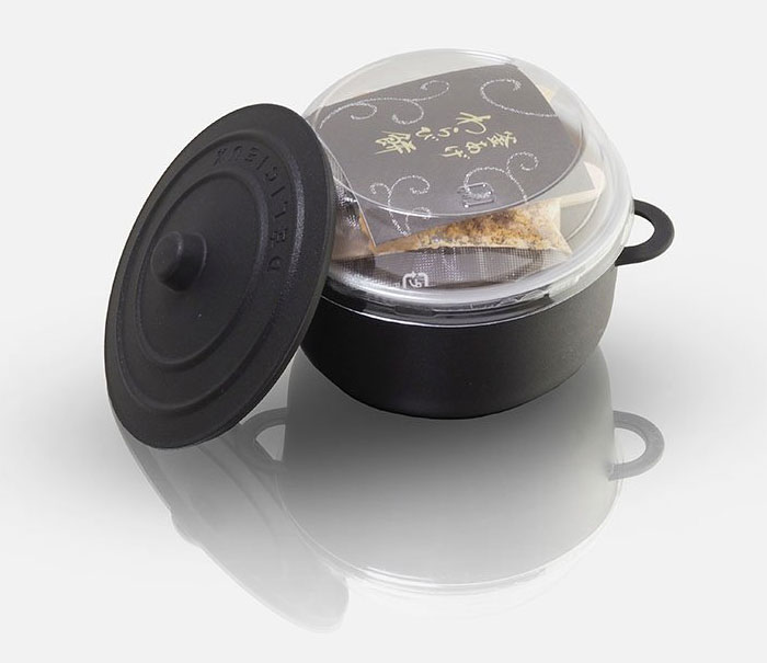 厳選された素材と職人技によって生み出されるわらび餅を、おうちで満喫。