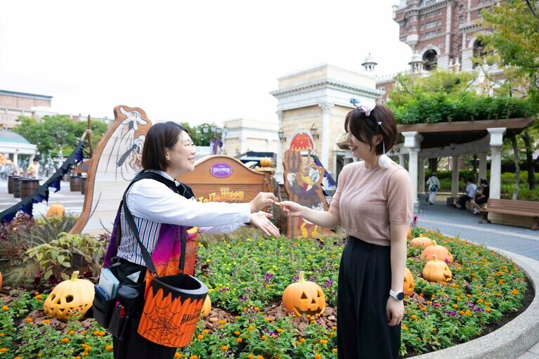 「トリック・オア・トリート・アット・ハロウィーンフェア」実施時間：9:00～21:00