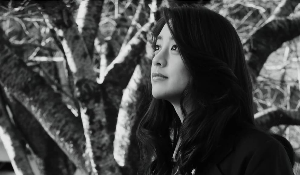 初出演した映画『桐島、部活やめるってよ』（2012年）ではスクールカースト最上位の女子を演じた