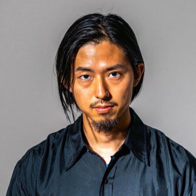 俳優の手塚日南人（本人のXより）。父は真田広之、母は手塚理美