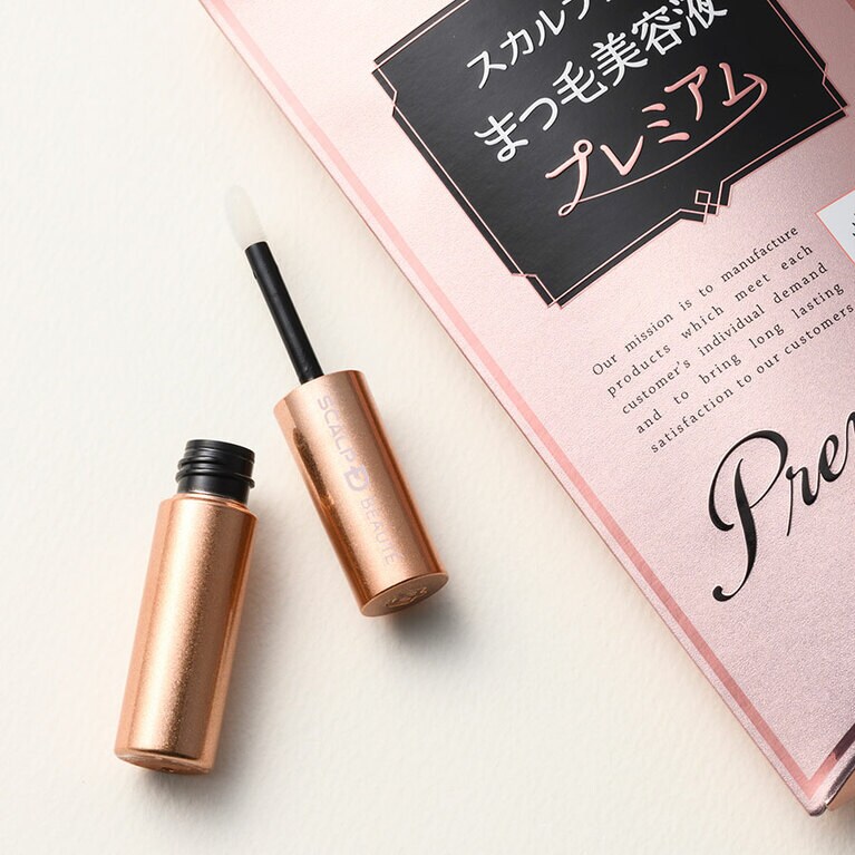 スカルプD ボーテ ピュアフリーアイラッシュセラム プレミアム 3,524円／アンファー