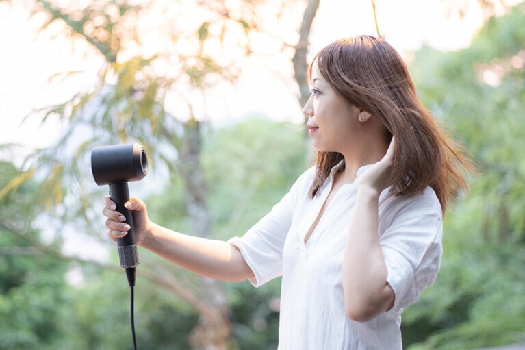 パワフルな低温の風で気持ちよく乾かせる。