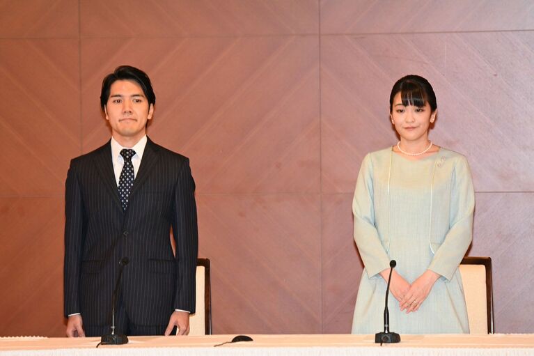 2021年10月26日に結婚した小室圭さんと眞子さん　©文藝春秋