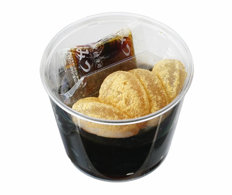 成城石井自家製 沖縄県産黒糖の黒蜜で食べる黒糖ゼリー 税込388円。