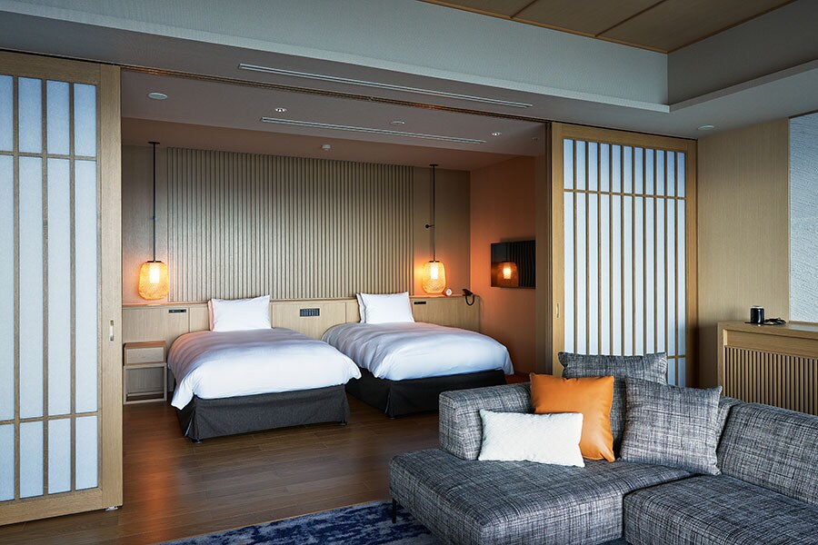 最上級の旅館リゾート「熱海・伊豆山 佳ら久」では大切な人と落ち着いたひとときを過ごすことができる。