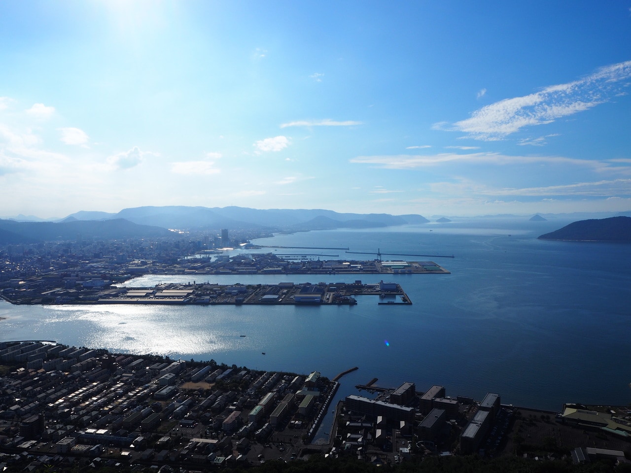 屋島から見える高松市街の景色。