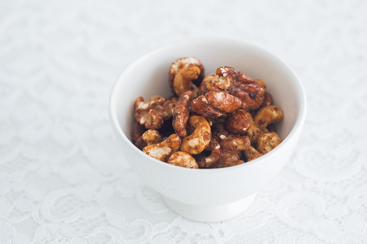 「祇園黒七味ナッツ」65g 1,500円／COCOLO KYOTO