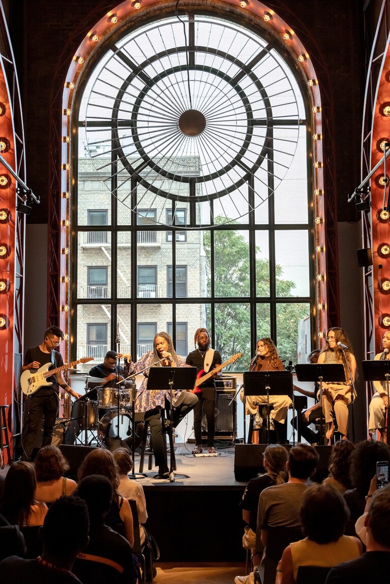 ホイットニー・ホワイトのステージでは世界初演「The Case of the Stranger」が披露された。 ©Rolex／Reto Albertalli