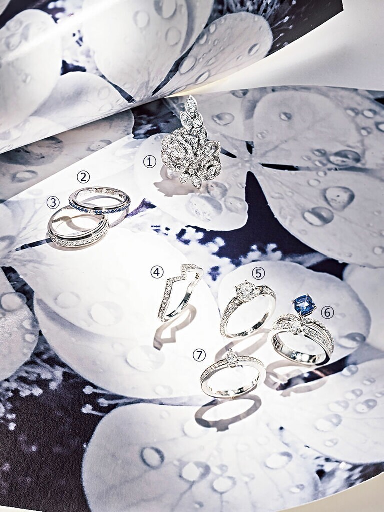 ①「ピアジェ ローズ」(WG×DIA) 3,740,000円
②「ポセション」(WG×DIA×サファイア) 545,600円、③ (WG×DIA) 761,200円／①～③ピアジェ
④「ジョゼフィーヌ」コレクション アムール デグレット(PT×DIA) 433,400円
⑤「セレナード」(PT×センターDIA1.0ct～) 2,288,000円～
⑥「ジョゼフィーヌ」コレクション エクラ フローラル(WG×DIA×サファイア1ct) 3,443,000円、⑦ コレクション エクラ デテルニテ(PT×センターDIA0.18ct) 399,300円／④～⑦ショーメ