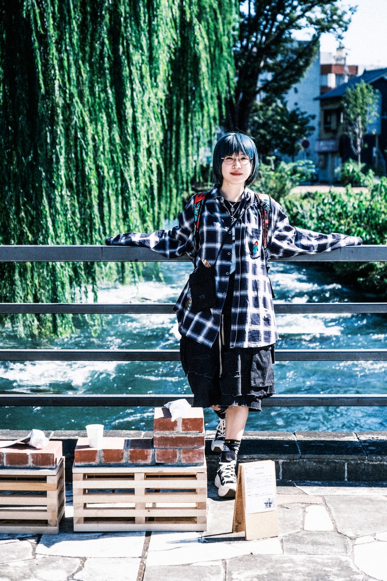 近著『引き寄せの法則を全部やったら、効きすぎて人生バグりかけた話』が絶賛発売中のオカルト研究家の角由紀子さんと群馬県にあるアーツ前橋の「ゴースト ―見えないものが見えるとき―」展へ。来年、前橋国際芸術祭を開催する前橋市の街中にはパブリックアートも。アートとともに街巡りも楽しみたい。