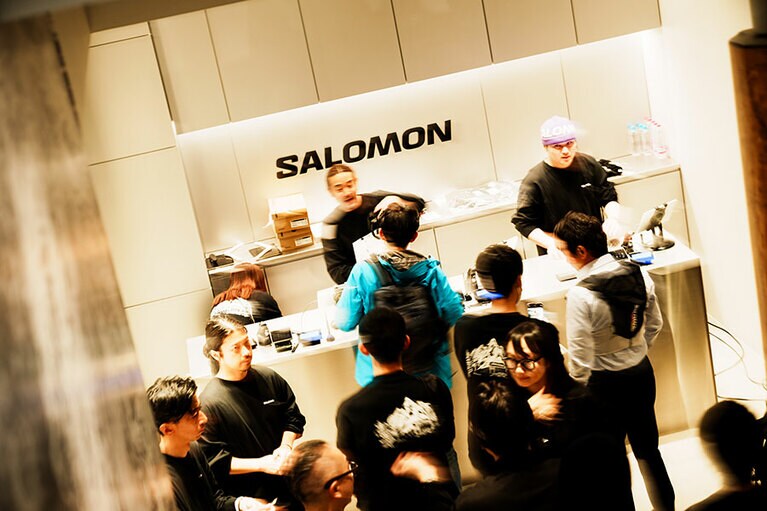 サロモンストア 東京渋谷