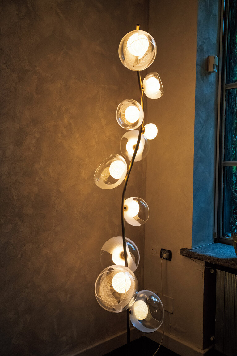 ヴェッツィーニ＆チェンによる“ボンサイ フロア”67,370ユーロ。ギャラリーの常設展示品だが、購入可。