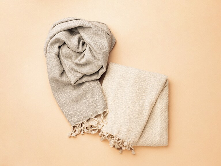 各約90×約180cm 7,260円／This___