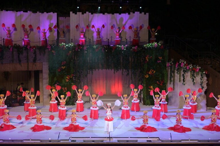 本物の感動が味わえる、ハワイアンズのフラガールショー。