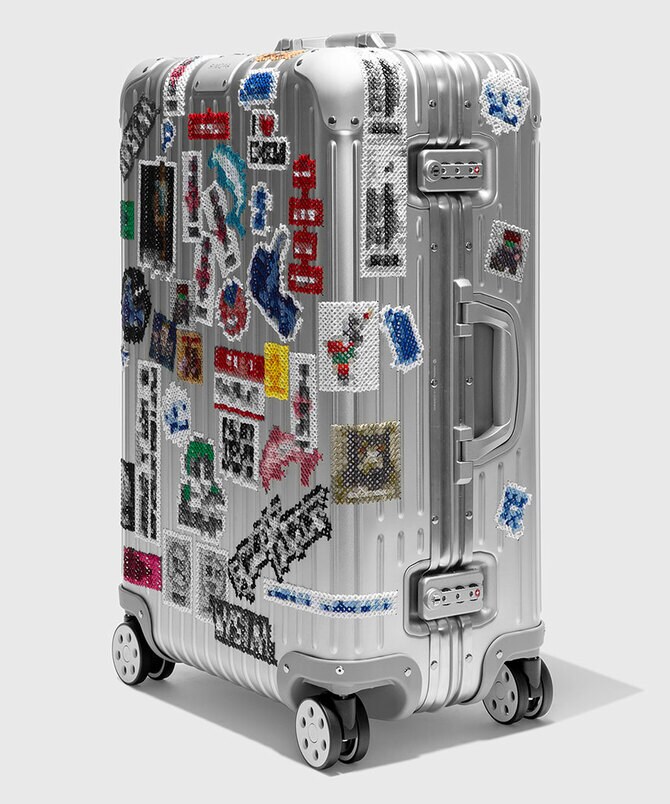 リモワのスーツケースがアート作品に！ 世界巡回展「AS SEEN BY」が