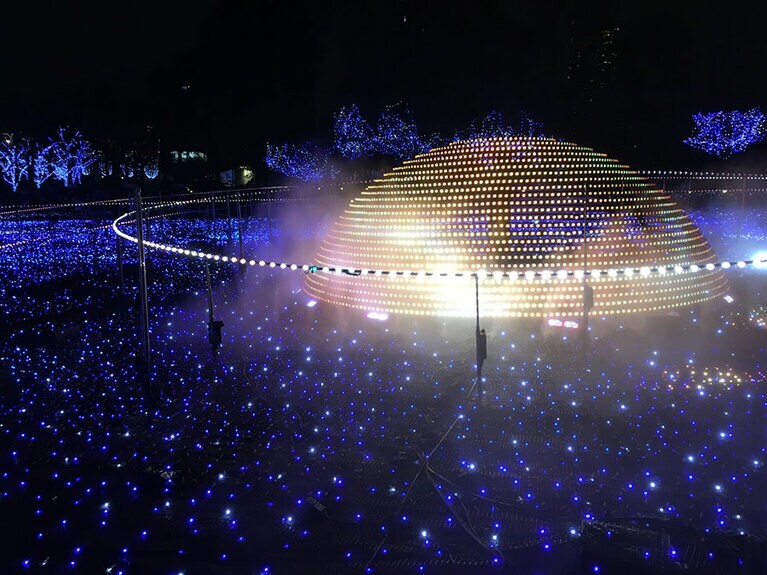 東京ミッドタウンのクリスマスイルミネーション。