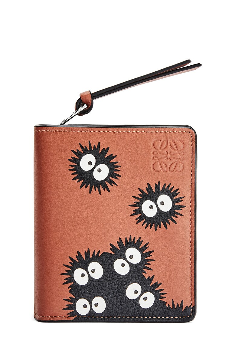 コンパクト ジップ ウォレット(H11×W9×D2.5cm)85,000円。