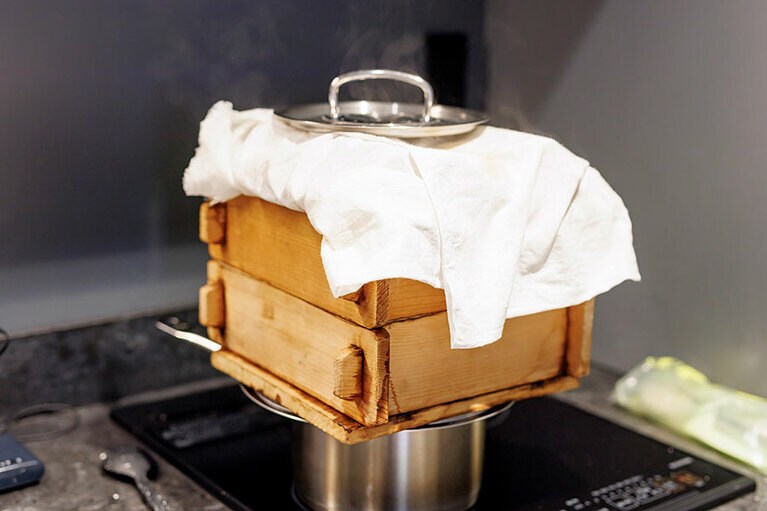 「なかじさんと学ぶ、発酵大国・新潟の魅力」イベントを開催！ 新潟県の魅力とポケット麹づくりを読者と体験！