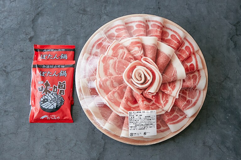 国産天然しし肉ぼたん鍋 特選花盛りセット 600g(ぼたん鍋味噌付き) 7,580円／おゝみや