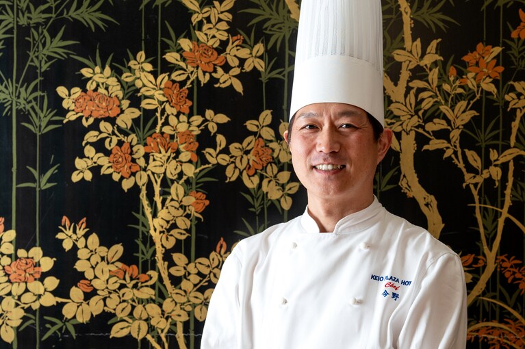 中国料理「南園」料理長の今野昌文さん。