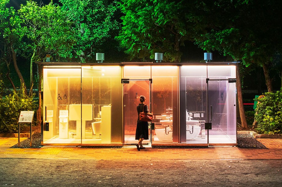 建築家・坂茂による「はるのおがわコミュニティパークトイレ」代々木5-68-1　撮影：永禮賢、提供：日本財団。
