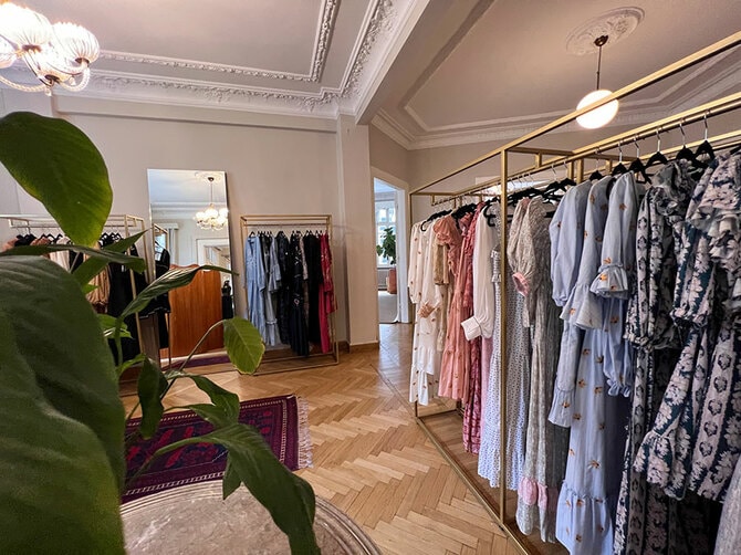 トルコ現地 (イスタンブール) とてもお洒落感じ の 高級「やかん」 トルコ現地 (イスタンブール) とてもお洒落感じ の 高級「やかん」