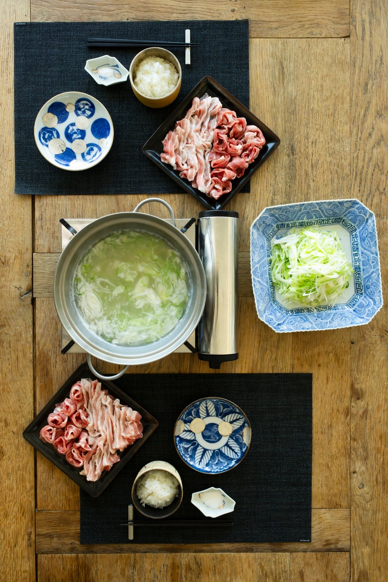 神崎さんお薦めの「豚しゃぶ鍋」　『神崎恵のおうちごはん』より　撮影：山川修一（料理）