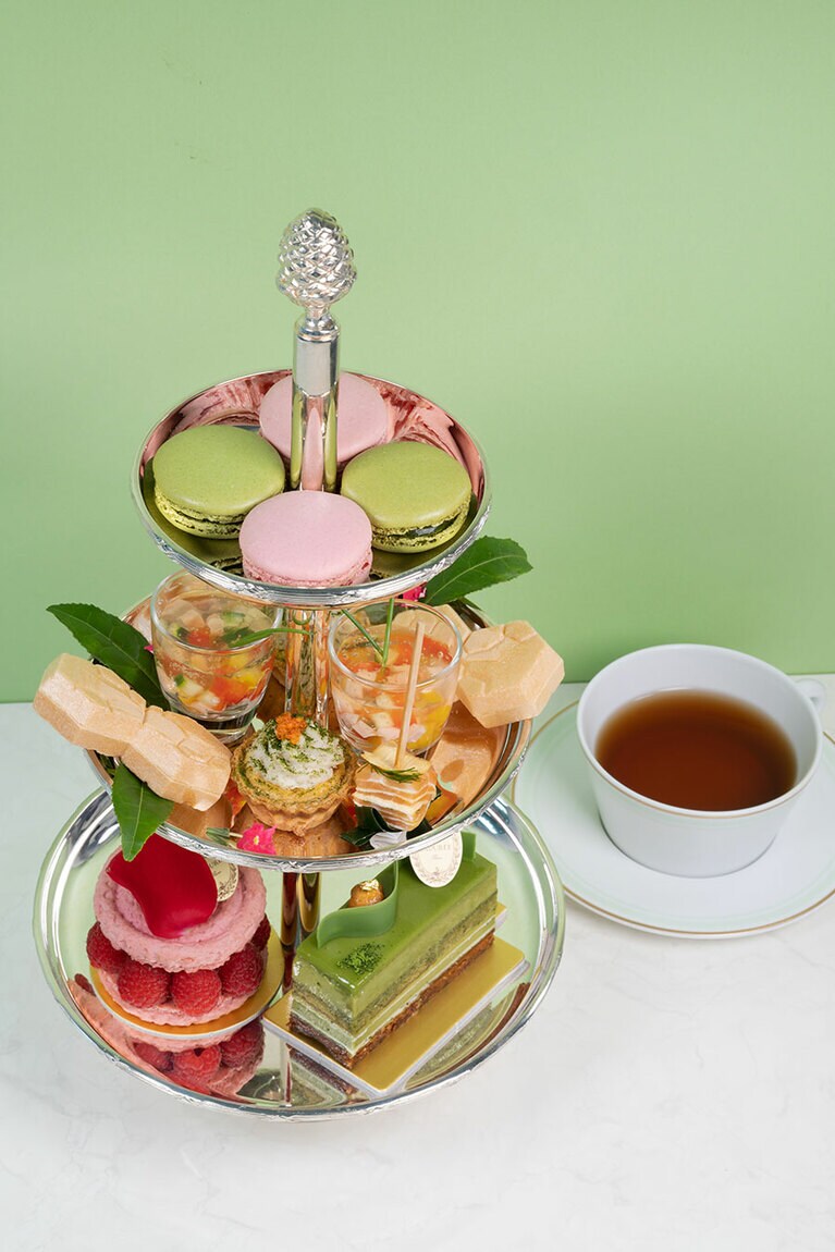 アフタヌーンティー “花見小路” 2人分 9,000円。