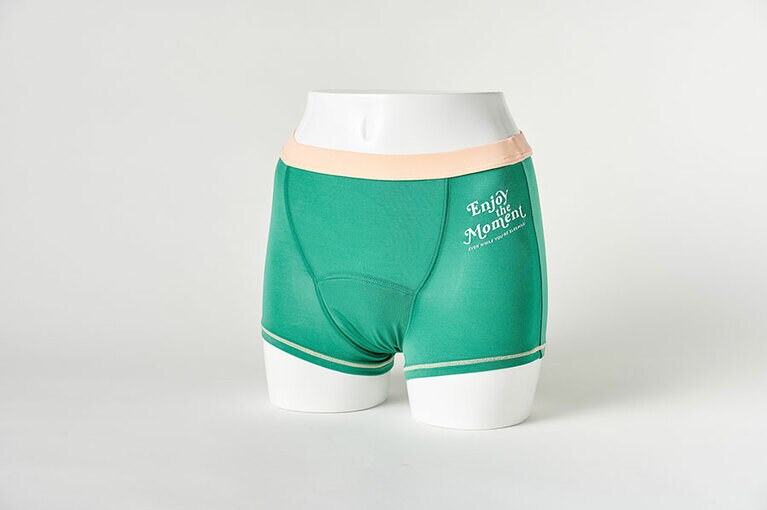 NOMIN サニタリーショーツ 7,700円。