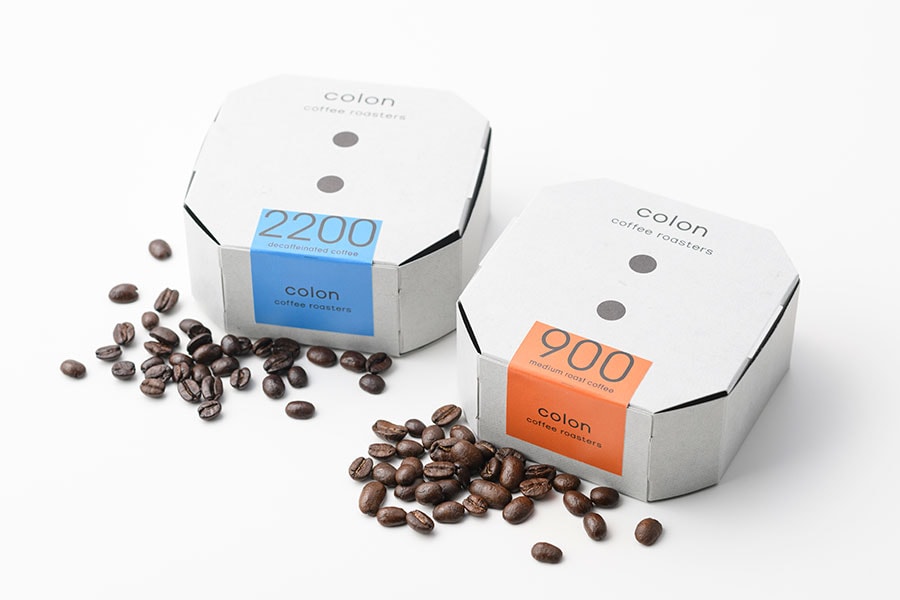 4種類の豆から3種類を選んで注文できる。オリジナルブレンドBOX 3,650円(税込・100g×3箱)／colon coffee roasters