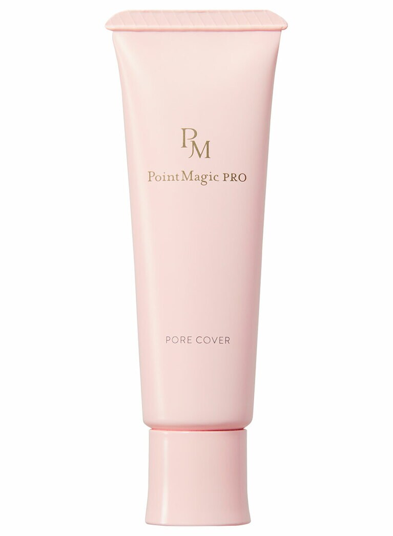形状記憶する立体ゲルが毛穴にフィットし、時間がたっても毛穴レスのつるすべ肌をキープ。皮脂を吸収しながら、さらに汗、皮脂をブロックしてくれる。ポイントマジック PRO ポアカバー　C 　肌色選ばないヌーディタイプ SPF23・PA+++ 15g 1,540円／黒龍堂