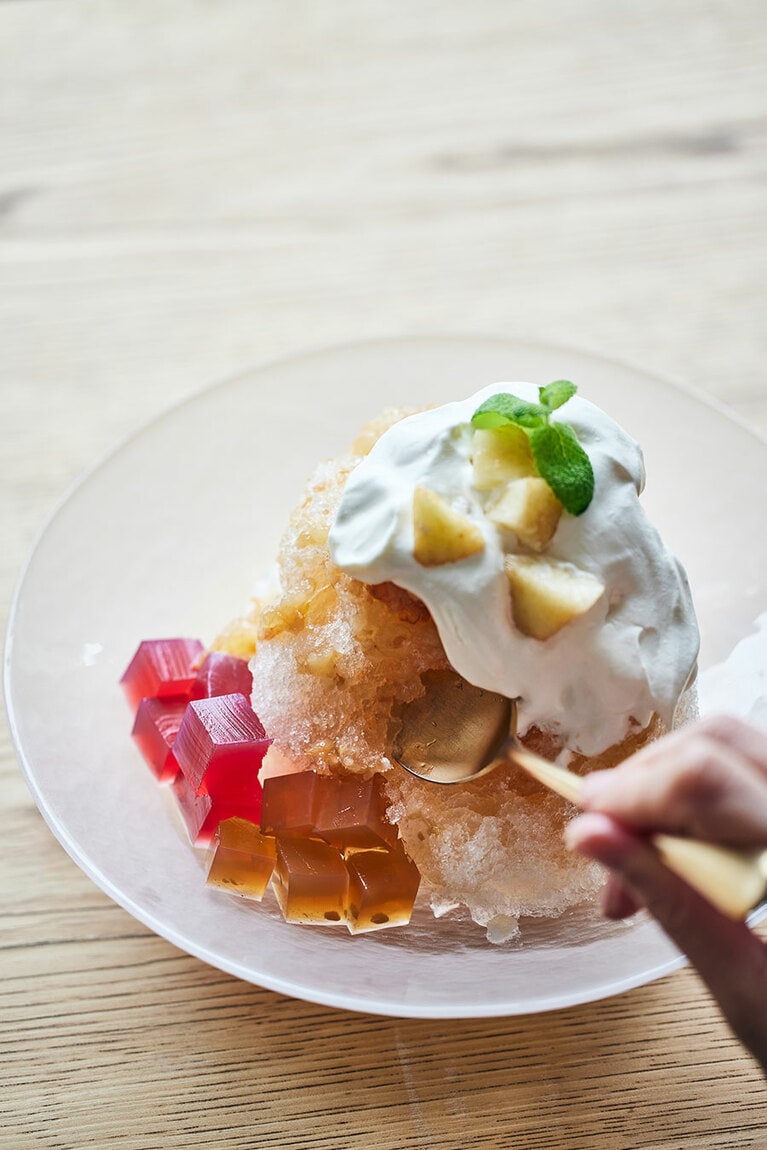 「氷菓 ～白桃～」。