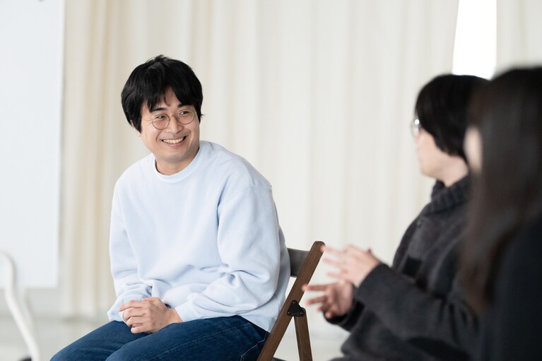 自身もコンプソンズで作演出を担う金子鈴幸。