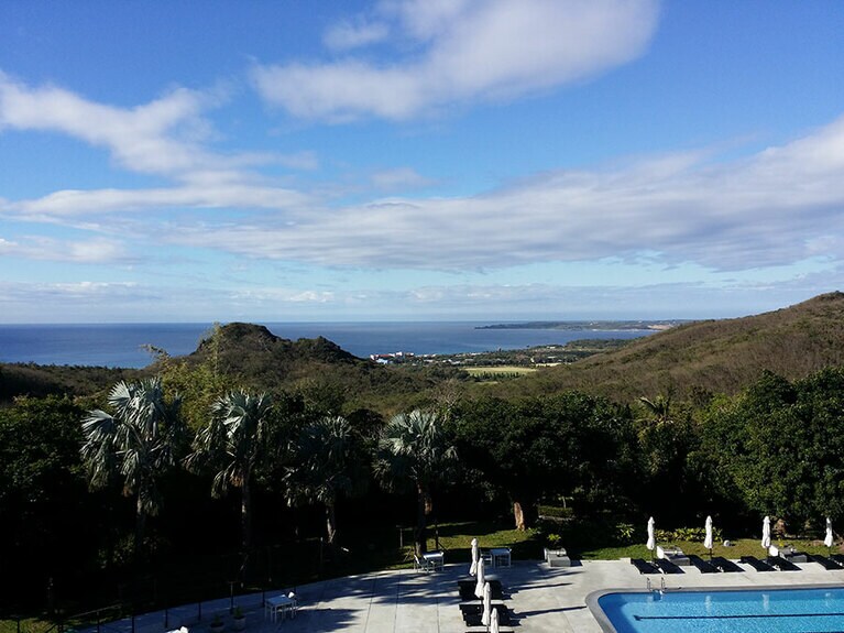 台湾随一の美しさを誇るリゾート、墾丁。夏は多くの人でにぎわう。©SK