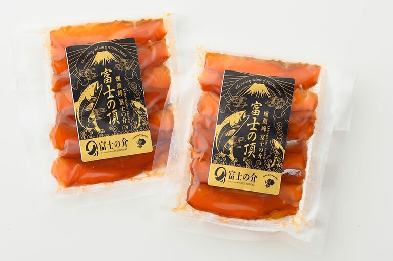 燻製屋 響「富士の介 富士の頂」各50g 734円／山梨県