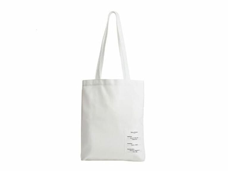 税込24,000円以上の購入でもらえるオリジナルトートバッグ。先着200名限定。なくなり次第終了。※お一人様1回限り