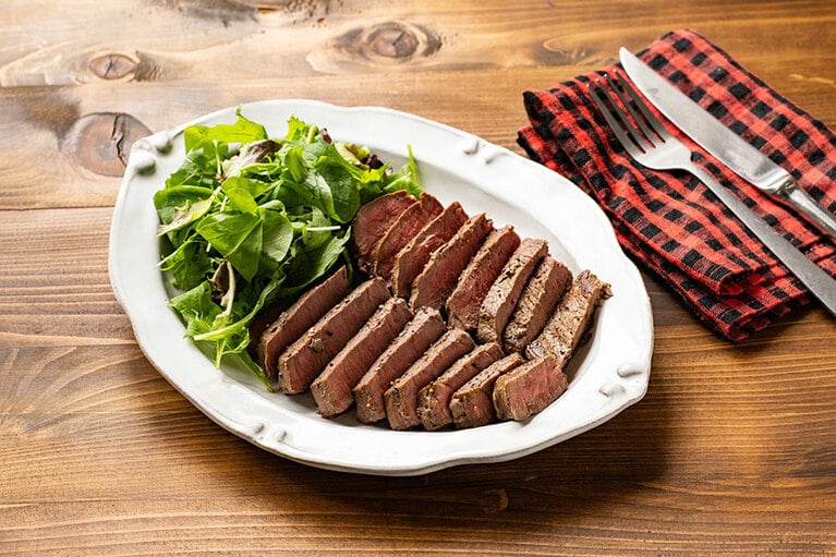 モモステーキ 120g 1,780円。