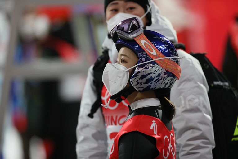 2022年の北京五輪は個人、混合団体でともに4位。団体ではスーツ規定違反による失格で、涙を飲んだ　©JMPA