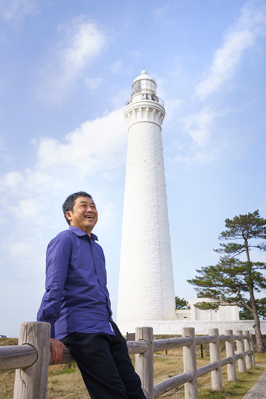 島根半島の最西端に位置する、日本で最も背の高い石造灯台。